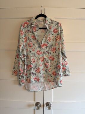 Floral Blouse: NWOT, XL